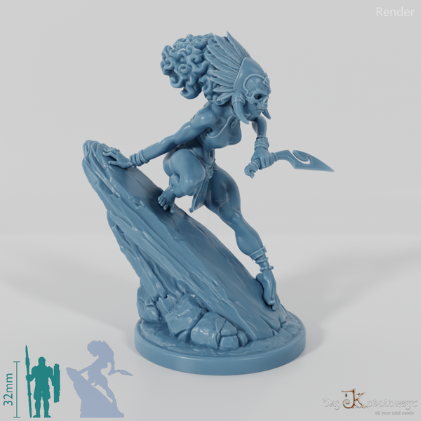 Masina, Maskierte Inselschurkin mit Dolch 01