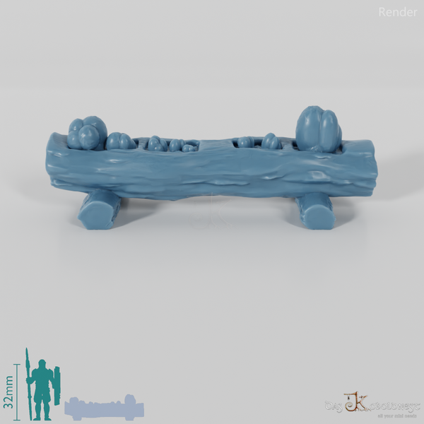 Rustikaler Pflanzkasten mit Bepflanzung